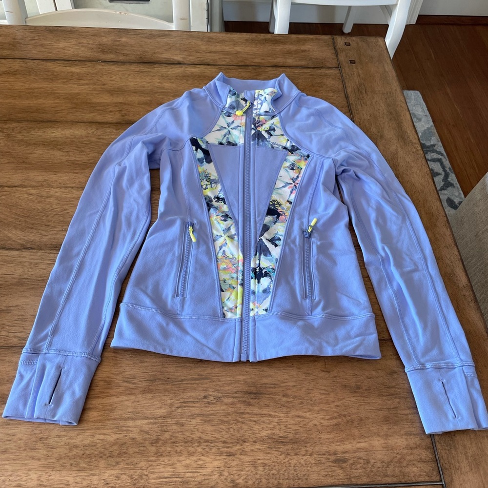 Girls Ivivva jacket size 10